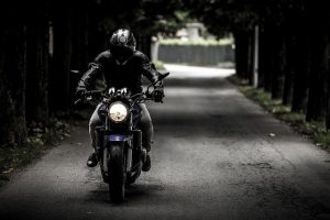 jaka kurtka na motocykl